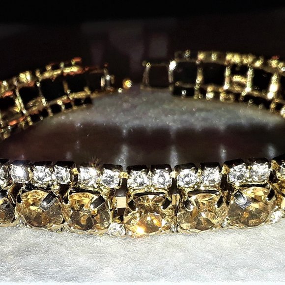 Brand New Luxury Gold & White CZ Tennis Bracelet - Picture 4 of 10
